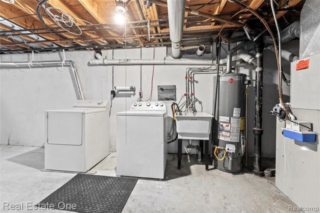 25556 Rusty Street, Taylor, MI 48180