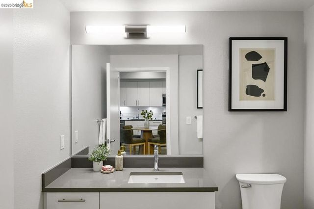260 260 Brooklyn Basin Way 443, Oakland, CA 94606