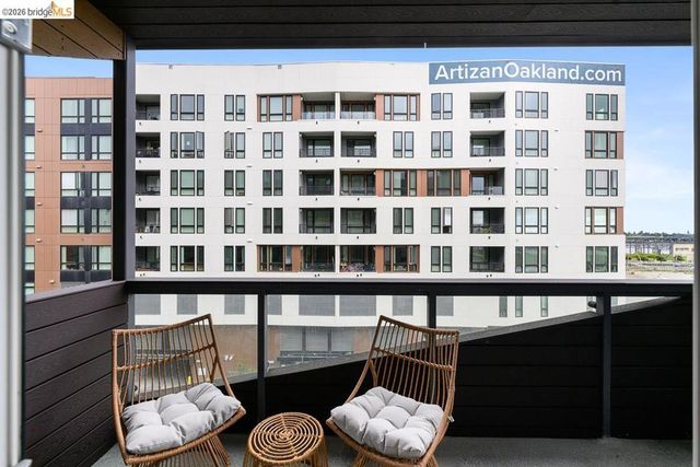260 260 Brooklyn Basin Way 443, Oakland, CA 94606