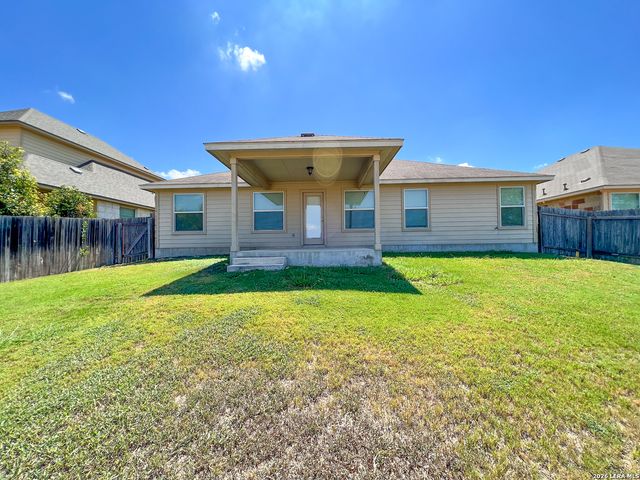 923 AVERY PKWY, New Braunfels, TX 78130