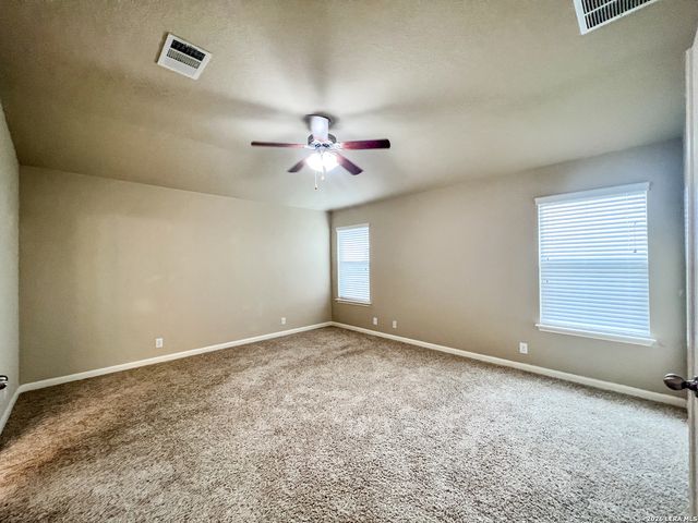 923 AVERY PKWY, New Braunfels, TX 78130