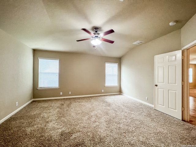 923 AVERY PKWY, New Braunfels, TX 78130