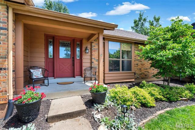 1431 Dietrich Oaks Drive, Ballwin, MO 63021