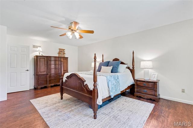 1431 Dietrich Oaks Drive, Ballwin, MO 63021