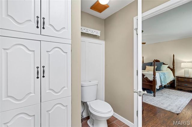 1431 Dietrich Oaks Drive, Ballwin, MO 63021