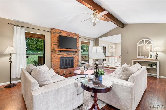 1431 Dietrich Oaks Drive, Ballwin, MO 63021