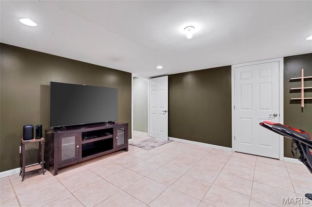 1431 Dietrich Oaks Drive, Ballwin, MO 63021