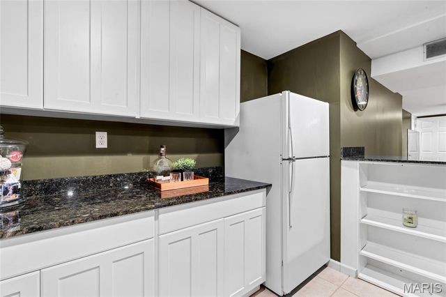 1431 Dietrich Oaks Drive, Ballwin, MO 63021