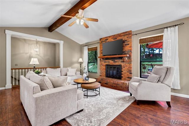 1431 Dietrich Oaks Drive, Ballwin, MO 63021