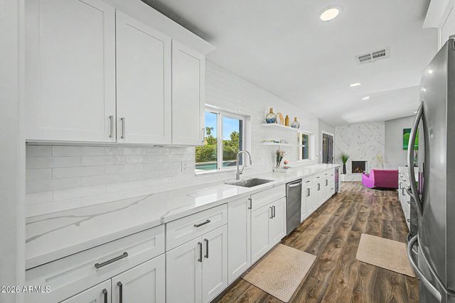 314 E MARCONI Avenue, Phoenix, AZ 85022