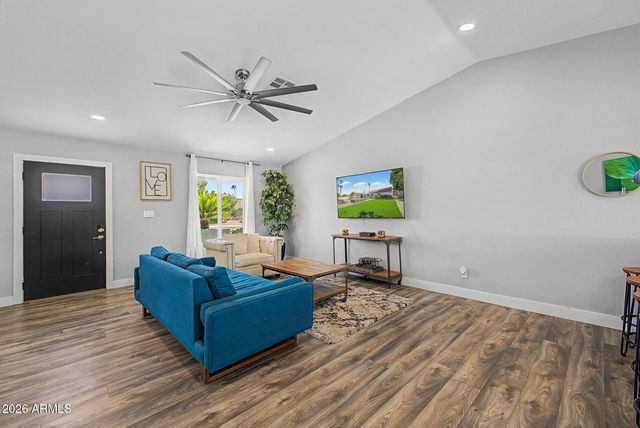 314 E MARCONI Avenue, Phoenix, AZ 85022
