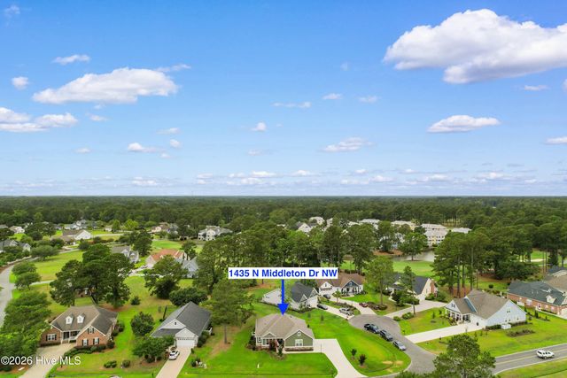 1435 N Middleton Drive NW, Calabash, NC 28467