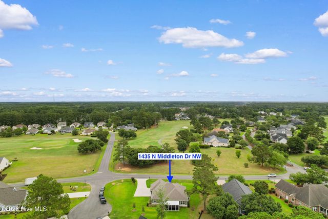 1435 N Middleton Drive NW, Calabash, NC 28467