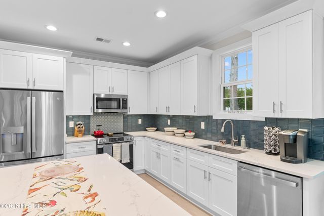 1435 N Middleton Drive NW, Calabash, NC 28467