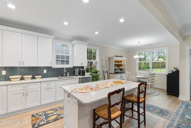 1435 N Middleton Drive NW, Calabash, NC 28467