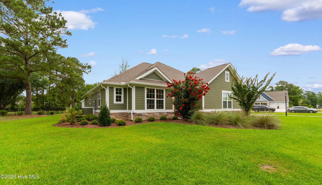 1435 N Middleton Drive NW, Calabash, NC 28467