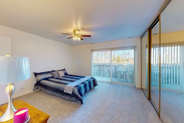 120 Lakeview Drive 110, Bloomingdale, IL 60108