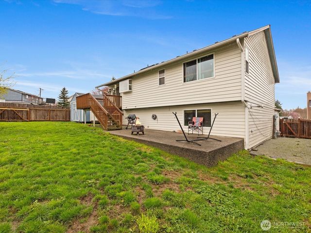 27420 Church Creek Loop NW, Stanwood, WA 98292