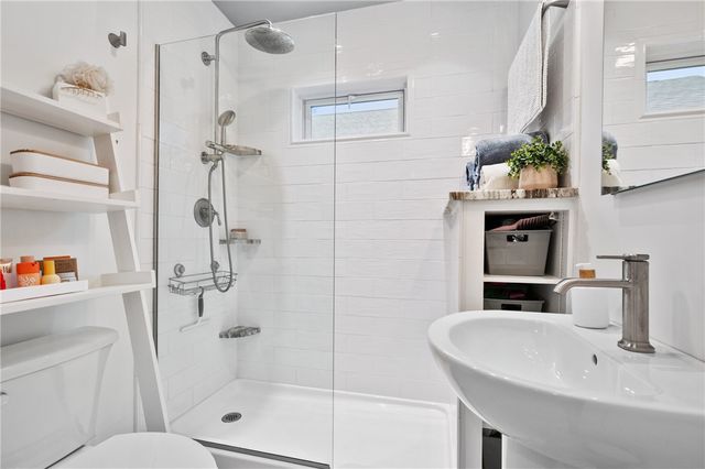 117 Eckert Street, Leet Twp, PA 15003