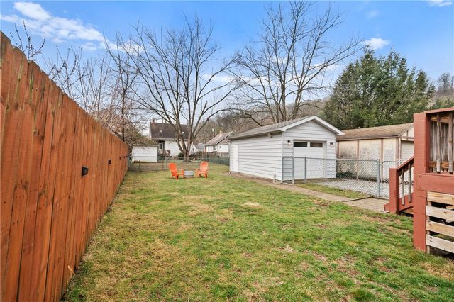 117 Eckert Street, Leet Twp, PA 15003