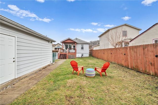 117 Eckert Street, Leet Twp, PA 15003