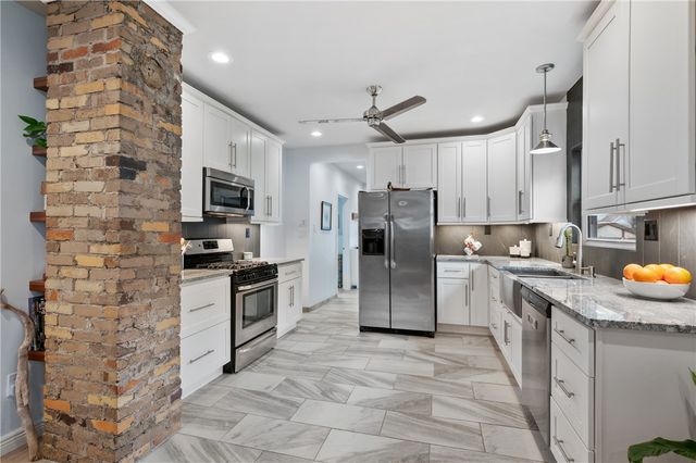 117 Eckert Street, Leet Twp, PA 15003