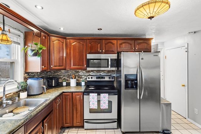 153 Florence, Brockton, MA 02301