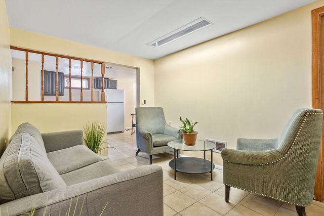 153 Florence, Brockton, MA 02301