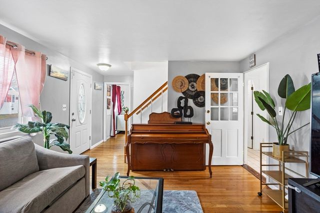 153 Florence, Brockton, MA 02301