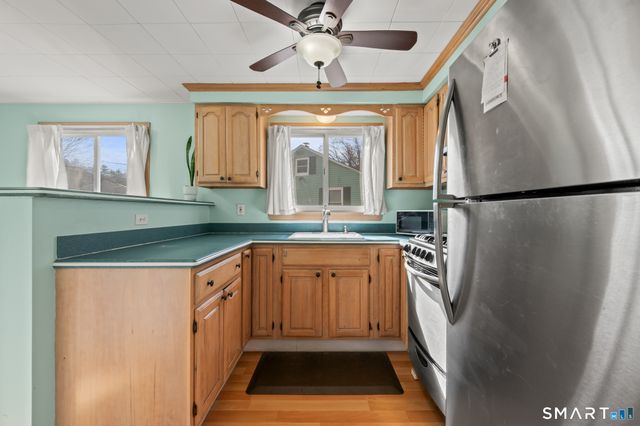 105 Brookside Avenue, Naugatuck, CT 06770