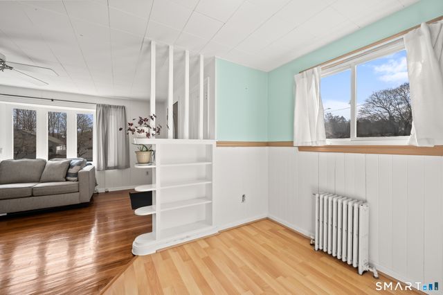 105 Brookside Avenue, Naugatuck, CT 06770