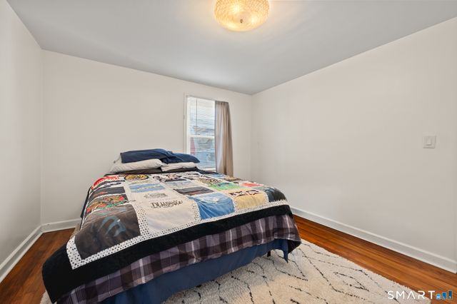 105 Brookside Avenue, Naugatuck, CT 06770