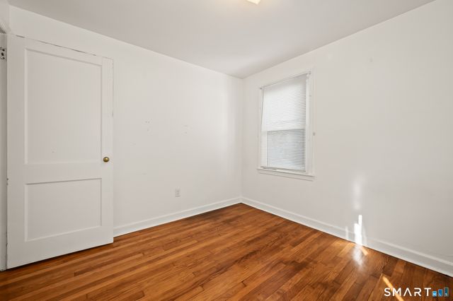 105 Brookside Avenue, Naugatuck, CT 06770