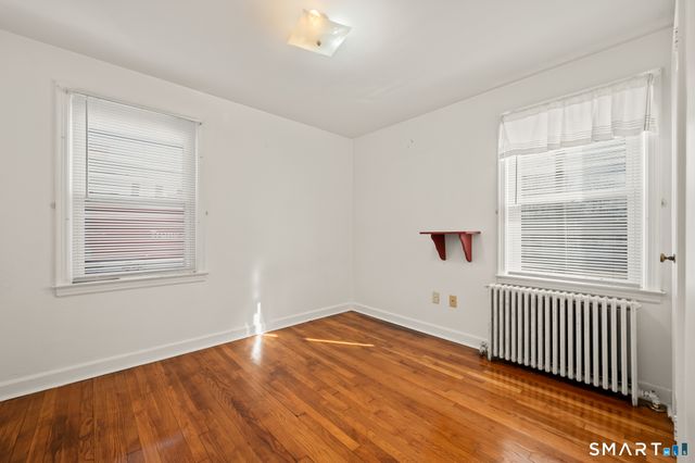 105 Brookside Avenue, Naugatuck, CT 06770