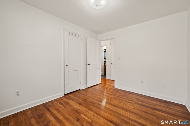 105 Brookside Avenue, Naugatuck, CT 06770