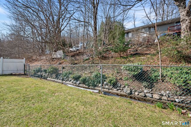 105 Brookside Avenue, Naugatuck, CT 06770