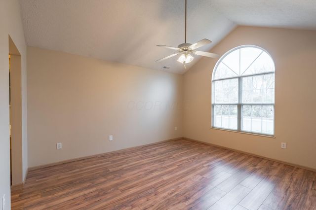 82 Abbeycross Lane, Westerville, OH 43082