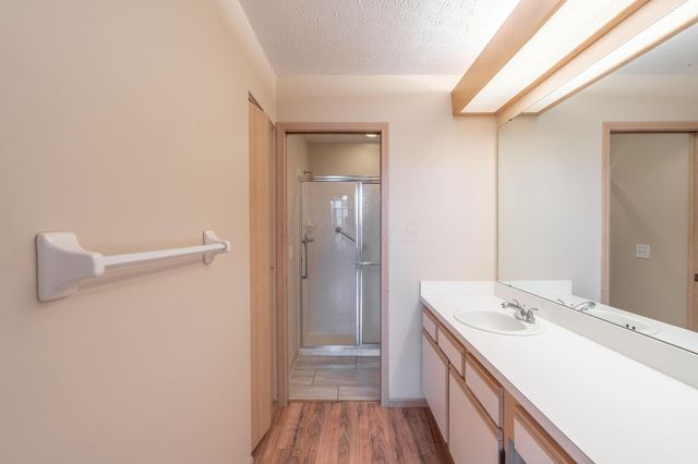 82 Abbeycross Lane, Westerville, OH 43082