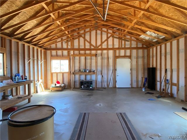 9095 E Elliot Ridge Road, Kingman, AZ 86401