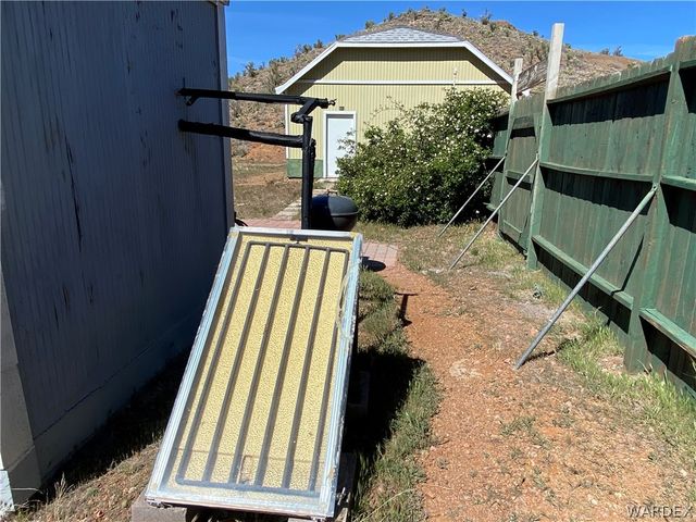 9095 E Elliot Ridge Road, Kingman, AZ 86401