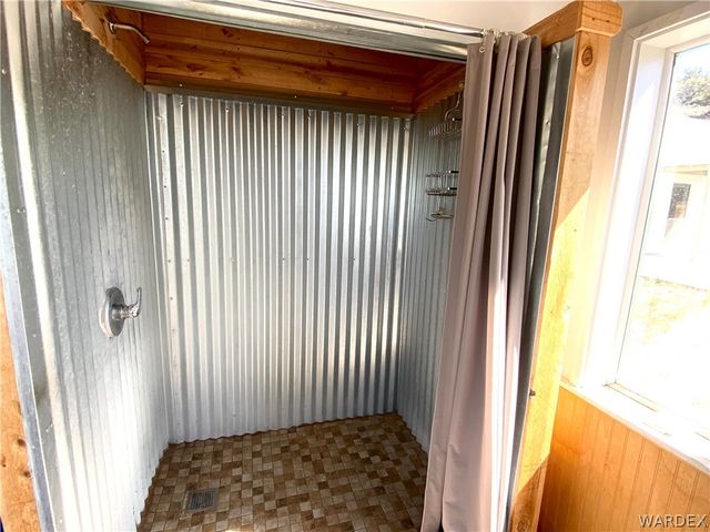 9095 E Elliot Ridge Road, Kingman, AZ 86401