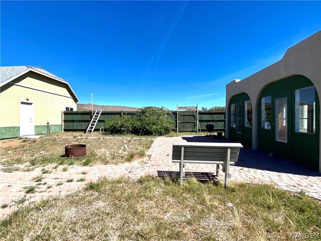9095 E Elliot Ridge Road, Kingman, AZ 86401
