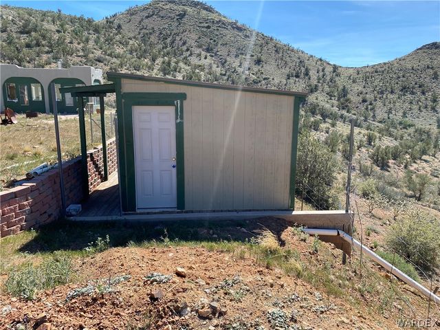 9095 E Elliot Ridge Road, Kingman, AZ 86401