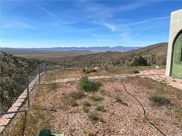 9095 E Elliot Ridge Road, Kingman, AZ 86401
