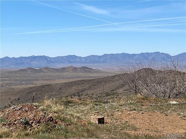 9095 E Elliot Ridge Road, Kingman, AZ 86401