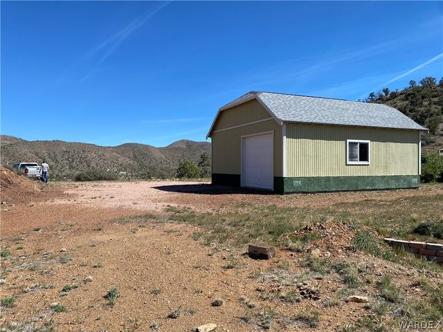 9095 E Elliot Ridge Road, Kingman, AZ 86401