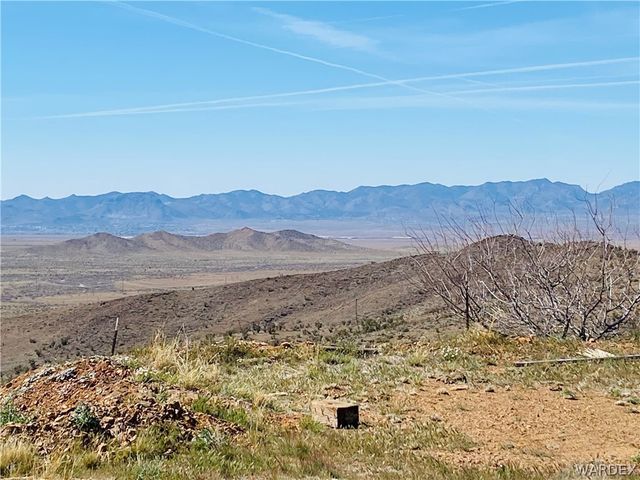 9095 E Elliot Ridge Road, Kingman, AZ 86401