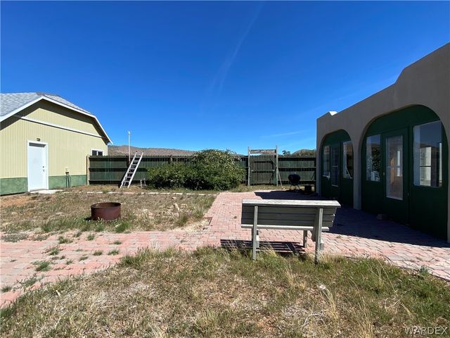 9095 E Elliot Ridge Road, Kingman, AZ 86401