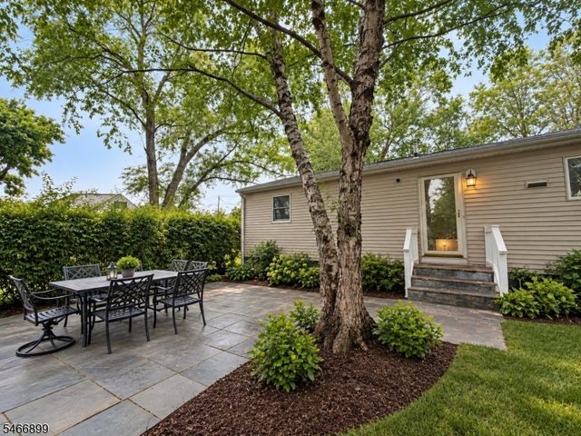 108 S Triangle Rd, Hillsborough Twp., NJ 08844