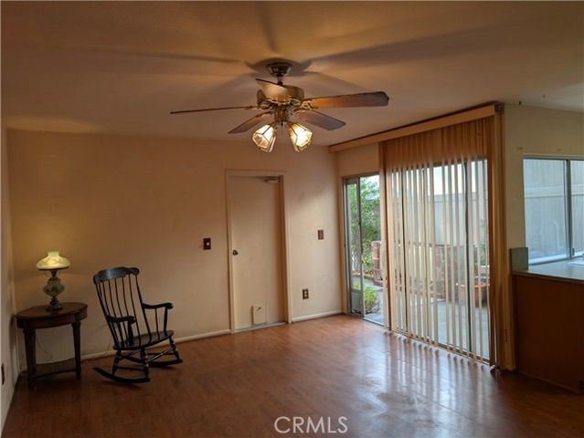 10044 Larwin 3, Chatsworth (los Angeles), CA 91311